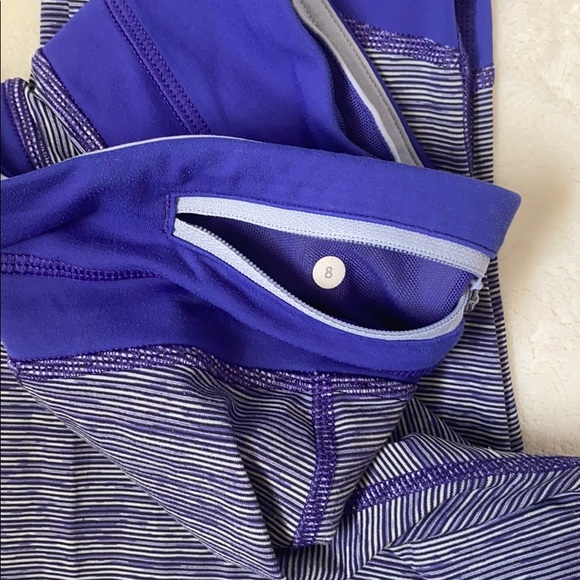 Lululemon capris - Picture 5 of 8